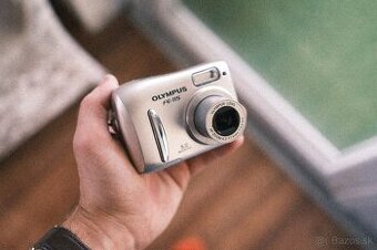 Olympus FE-115 zánovný retro digitál