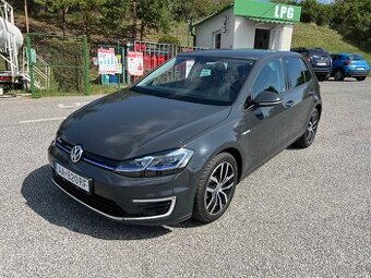 Volkswagen E-Golf 100kw  ,Odpočet DPH