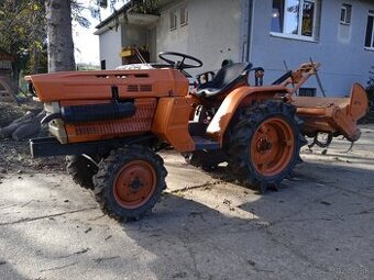 Kubota b1502