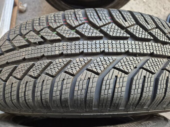 215/60 r17 zimné 4 ks SEMPERIT - z predávačky
