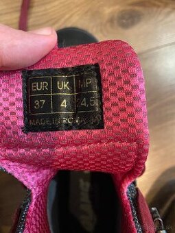 Turisticke topanky damske