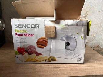 Univerzálny krájač