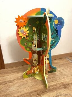 Dreveny multifunkcny strom pre batolata Playtive