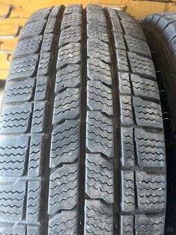 215/70R15C Kleber zimne