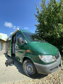 autokaravan / karavan