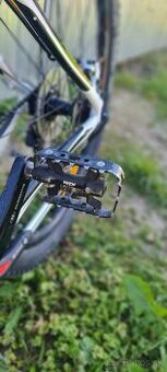Predam horský bicykel  gaint
