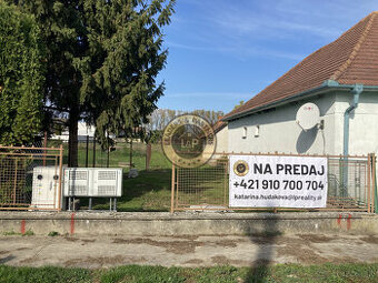 PREDAJ pozemok v obci Horné Saliby/Hrušov