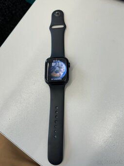 Apple watch series 8 45mm