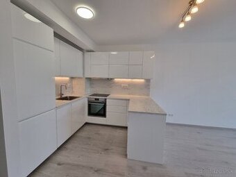 Nový slnečný 2 izbový byt na prenájom (58m²)