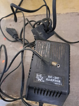 Adaptér 12v 27.4w