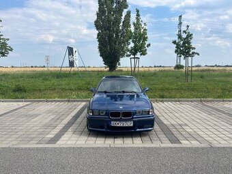 BMW e36 coupe