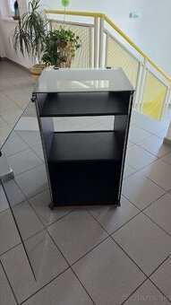 Hifi skrinka
