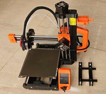 Predám 3D tlačiareň Prusa MINI+