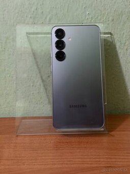 Dobrý deň Ponúkam na predaj Samsung Galaxy S25 256GB Šedý