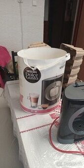 Kávovar dolce gusto