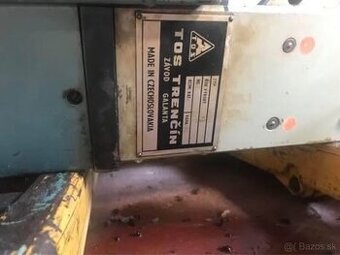 Olejovú kopírka na sustruh