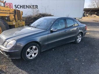 Mercedes benz E280 4 matic