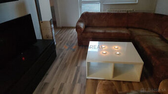 Exkluzívne Prenájom : 3 izbový byt v Trenčíne JUH