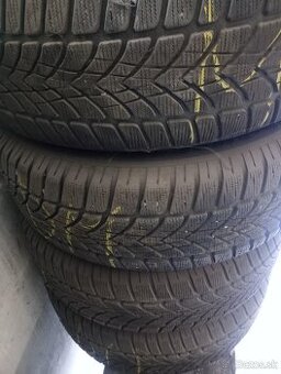 Ponúkam zimné pneu 235/60 R18 Dunlop