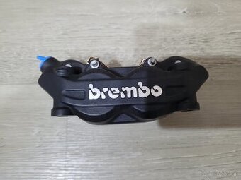 Brzdový strmeň BREMBO KTM 1290 Super Adventure S