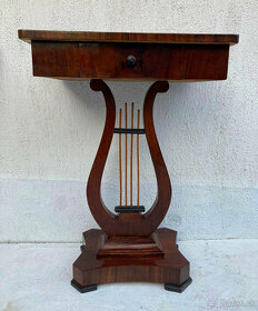 Biedermeier lýrový stolík - (lýrovka)