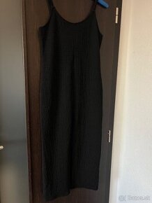 Čierne ramienkové šaty H&M