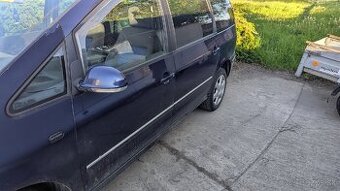 Predám VW Sharan 1.9TDI 96kw 2005 pekná výbava
