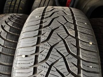 Predam celoročne Pneu 235/55 R17 Barum