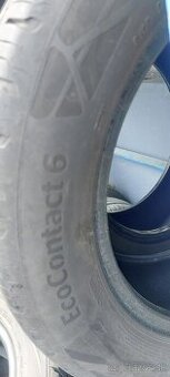Predam letne pneu 2x 205/55R16 Continental