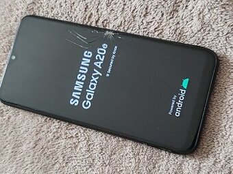 Samsung Galaxy A20e cierna - CITAJ INZERAT