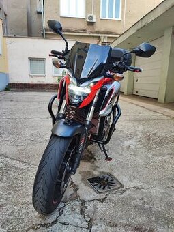 Honda CB650f ročník 2017 - s výbavou a kuframi