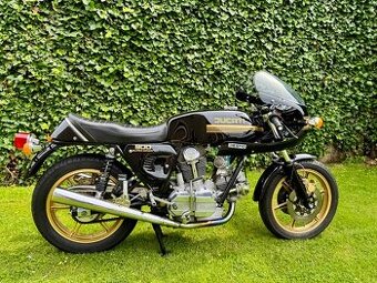 Ducati 900SS