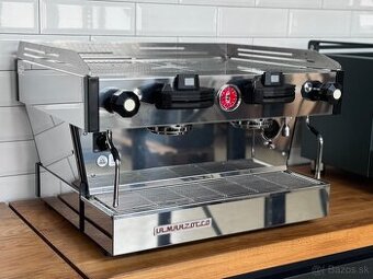 Kávovar La Marzocco Linea PB 2MP