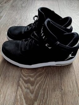 Nike Jordan