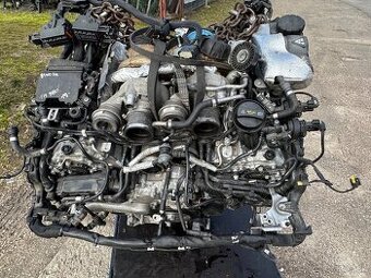 Kompletní motor Mercedes AMG M177 63