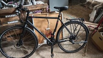 Cestný bicykel