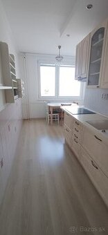 Prenajmem 3-izbový byt, Teplická, Piešťany - 1