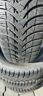 Predám 2 zimné pneumatiky 175/65 R15 84T Michelin