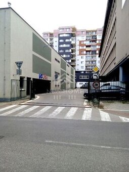 MRAZIARENSKÁ - Parkovacie miesto v parkovacom dome