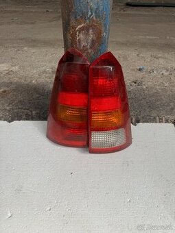 Ford focus mk1 zadne svetla