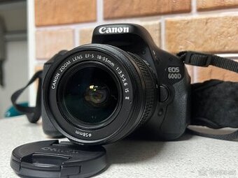 Fotoaparát Canon EOS 600D