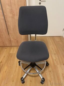 Detská rastúca stolička