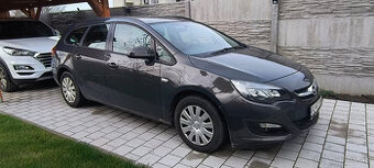 Predam Opel Astra ST 1,4 Benzi + LPG (fabricky)