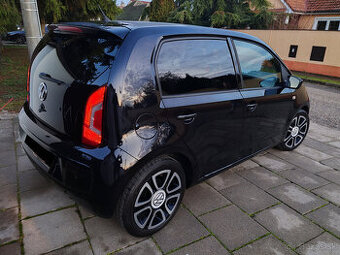 Predam Volkswagen UP 1.0 75k Anbiente Sport rok.v 2013