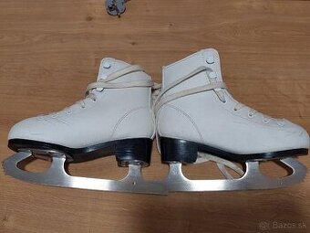 Predám detské korčule veľ. 29/30