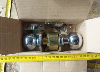 gulova americka klucka dveri kovanie