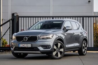 Volvo XC40 D4 Momentum AWD A/T