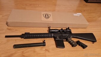 SR-25 od PJ  (vyrobca A&K) + 3 zasobniky