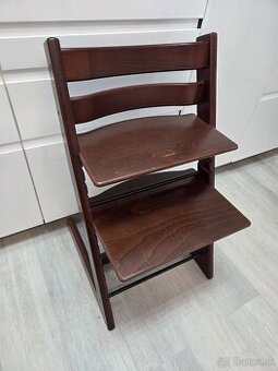 Stokke tripp trapp hnedé drevo