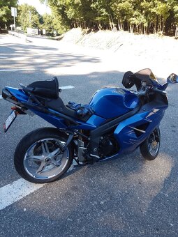 Triumph Sprint ST 1050